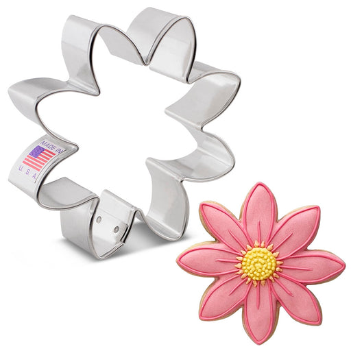 Cookie Cutter Daisy 3in