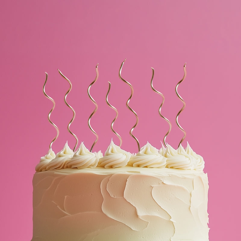 Swirly Cake Candles Gold 16pc
