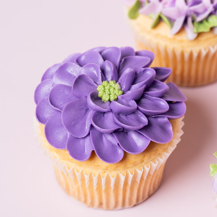 Floral Cupcake Class - Saturday 10.1.26 12pm