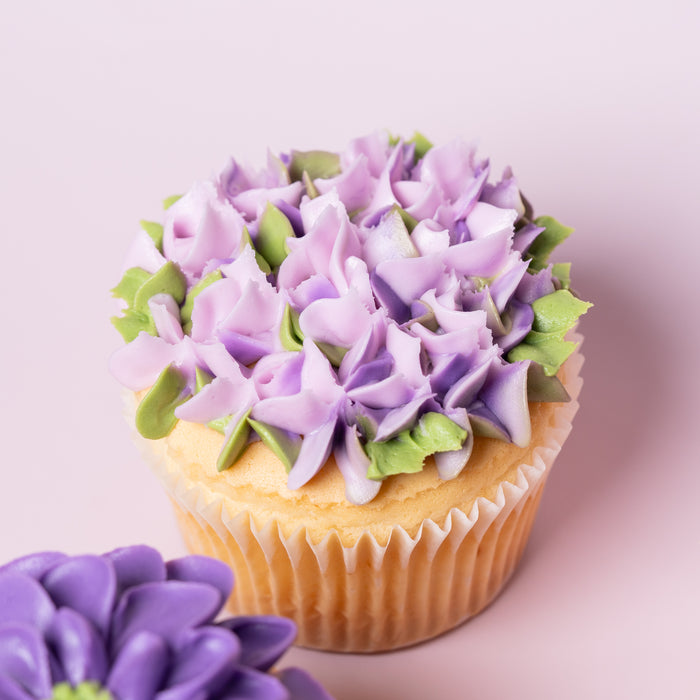 Floral Cupcake Class - Saturday 10.1.26 12pm