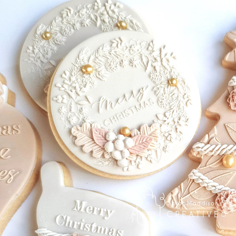 Debosser Plate 'Sarah Maddison' Merry Christmas Wreath