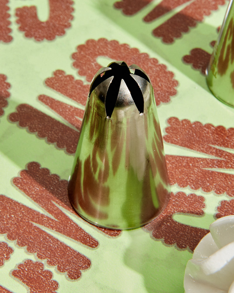 Colour Mill Piping Tip Drop Flower #2D