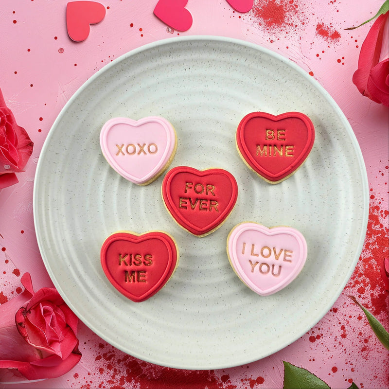 Stamp Embosser With Cutter Candy Heart I Love You Set