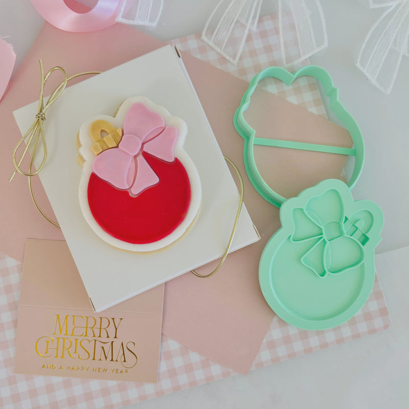 Layer Set 'Sweet P' Christmas Bauble