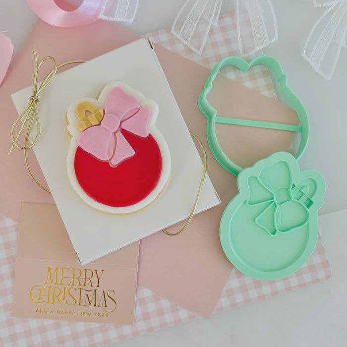 Layer Set 'Sweet P' Christmas Bauble