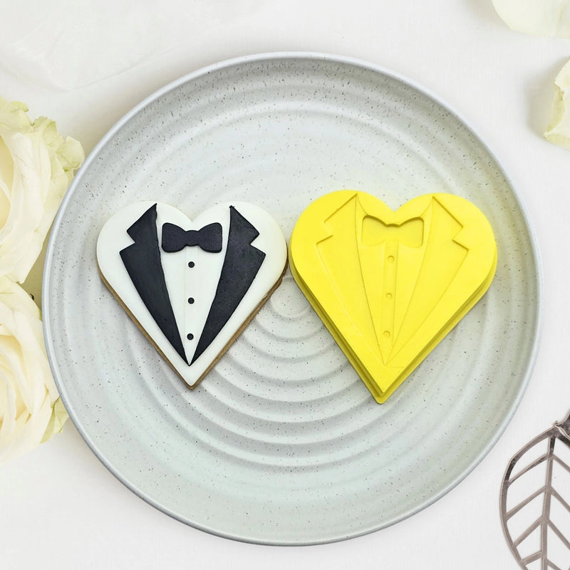 Embosser With Cutter Groom & Bride Heart