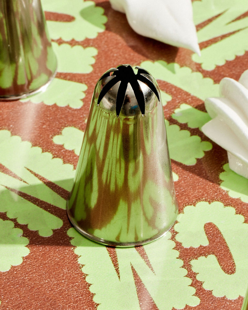 Colour Mill Piping Tip Drop Flower #2E