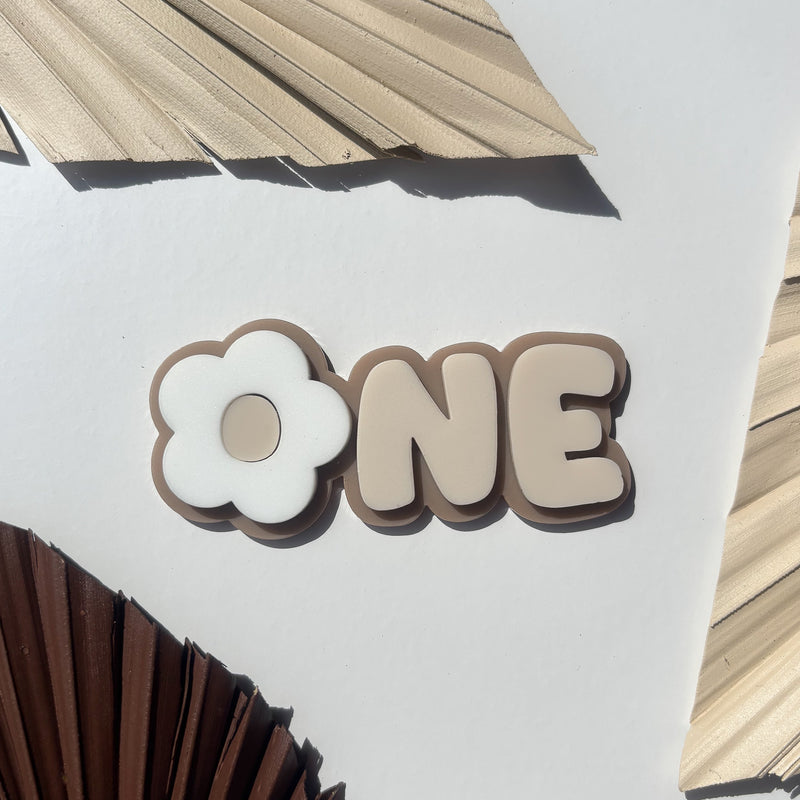 Charm Themed Daisy One