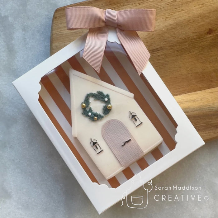 Debosser With Cutter 'Sarah Maddison' House