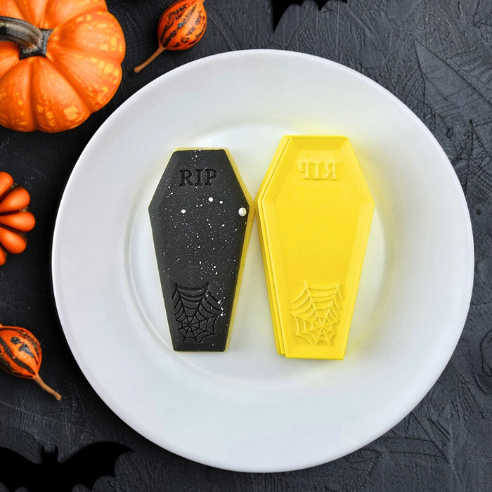 Stamp Embosser With Cutter Halloween Coffin