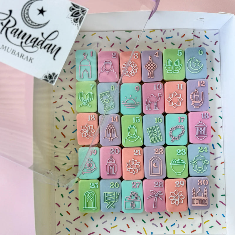 Stamp Debosser With Cutter 'Little Biscut" Ramadan Calendar Set