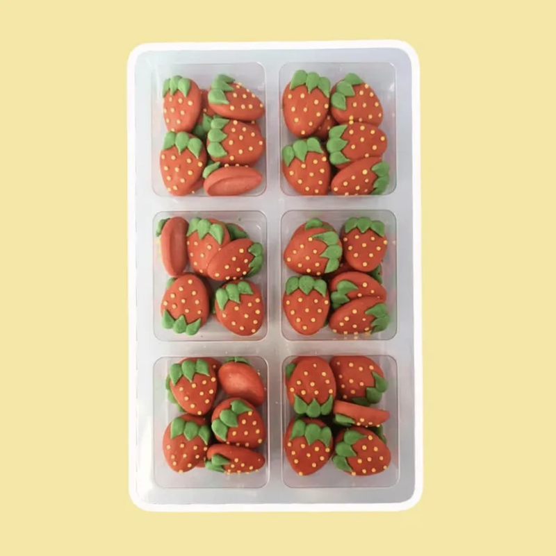 Topper Strawberries 48pc