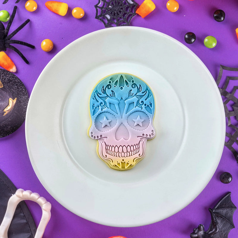 Stamp Embosser With Cutter Starry Eyes Skull