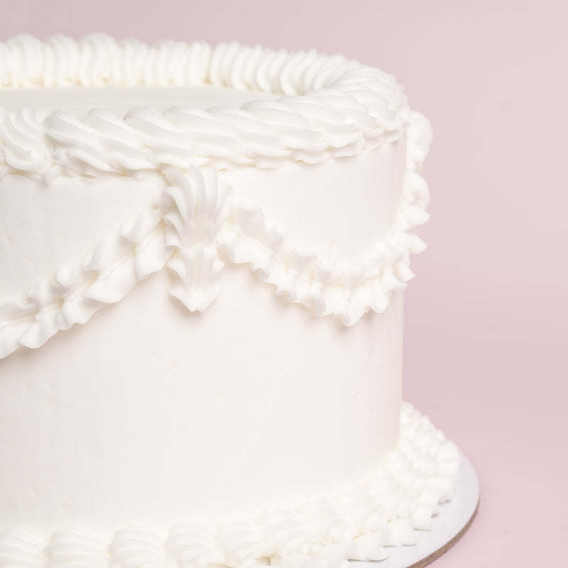 Dressed Cake Lambeth Round