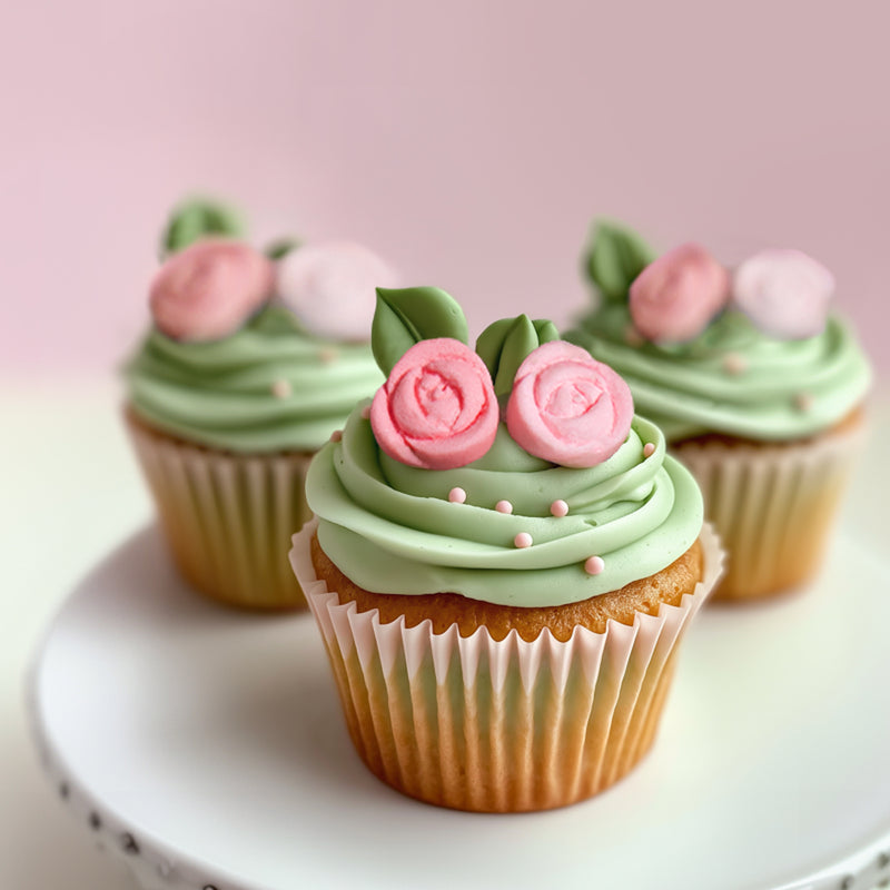 Icing Decorations Mini Roses 24pc