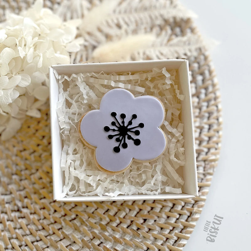 Stamp Embosser With Cutter 'Little Biskut' Open Flower