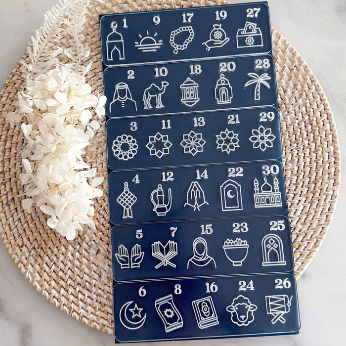 Stamp Debosser With Cutter 'Little Biscut" Ramadan Calendar Set