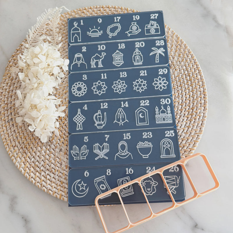 Stamp Debosser With Cutter 'Little Biscut" Ramadan Calendar Set