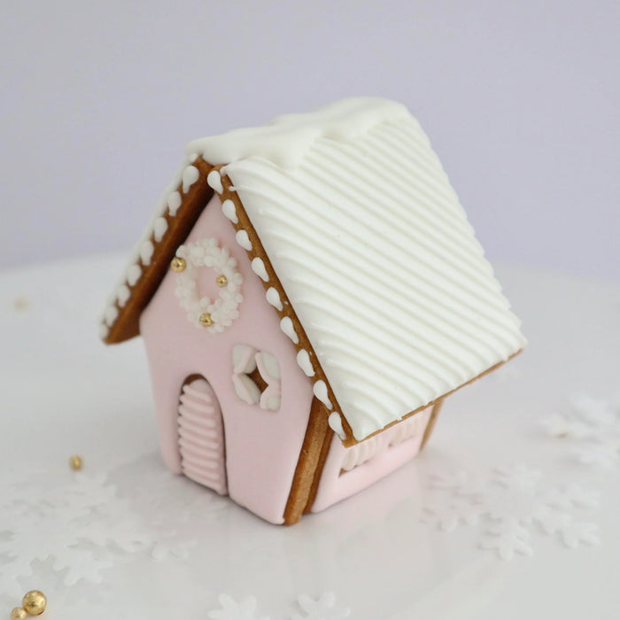 Cookie Cutter 'Miss Biscuit" Mini Gingerbread Cottage