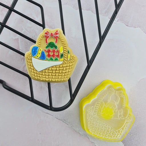 Stamp Debosser With Cutter Easter Basket Mini