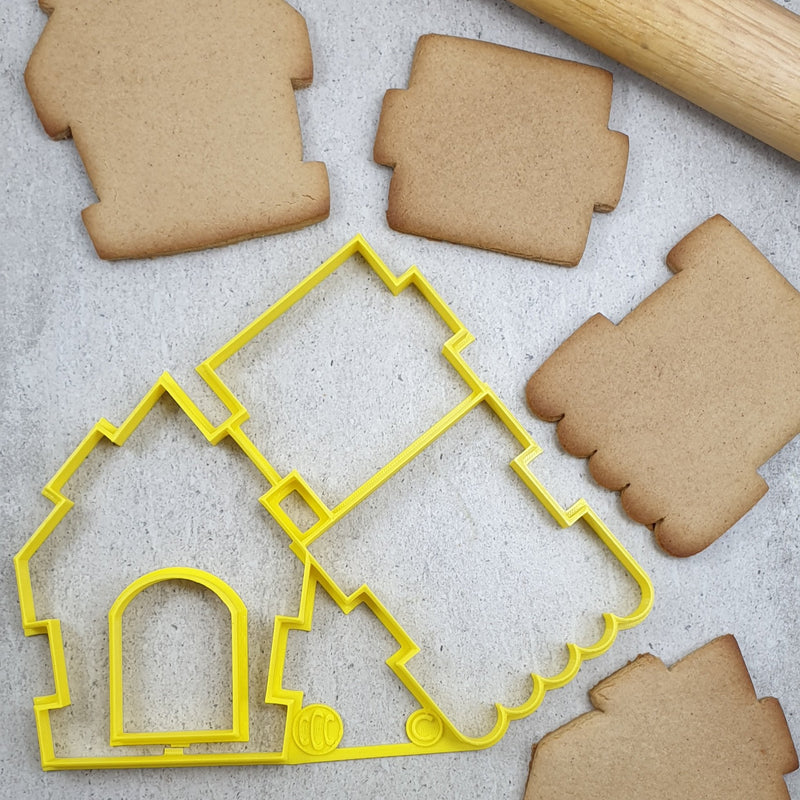 Cookie Cutter Interlocking Gingerbread House *Clearance*