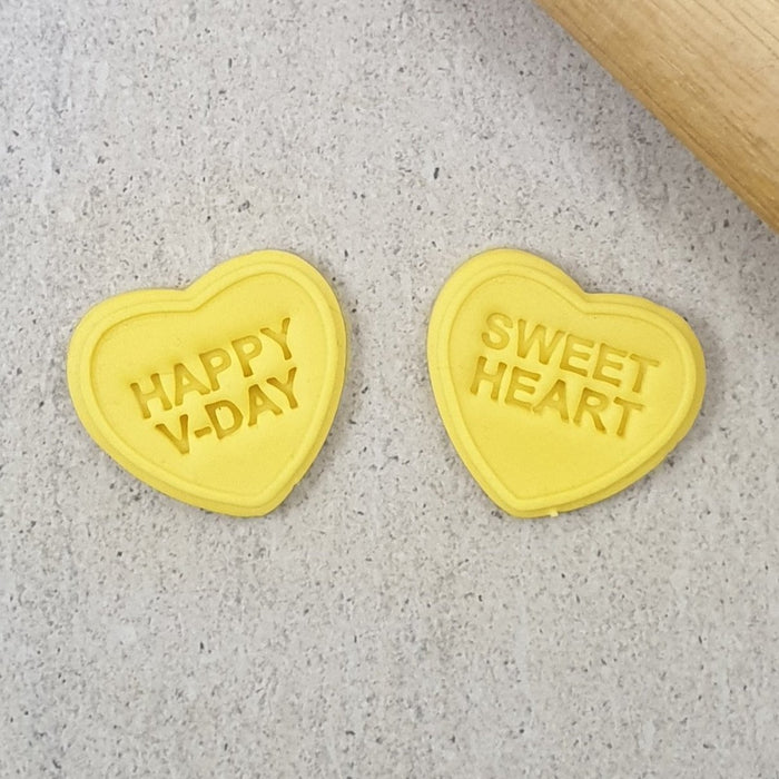 STAMP EMBOSSER WITH CUTTER CANDY HEART VALENTINE'S DAY SET