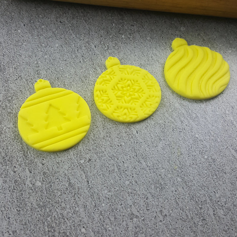 Stamp Embosser With Cutter Mini Bauble