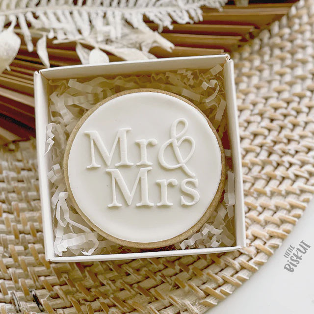 Debosser Plate 'Little Biskut' Mr & Mrs