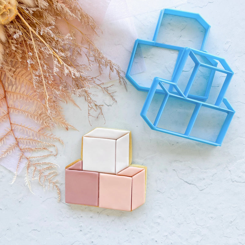 Cutter Set 'Sera Sera' Montreal *Clearance*