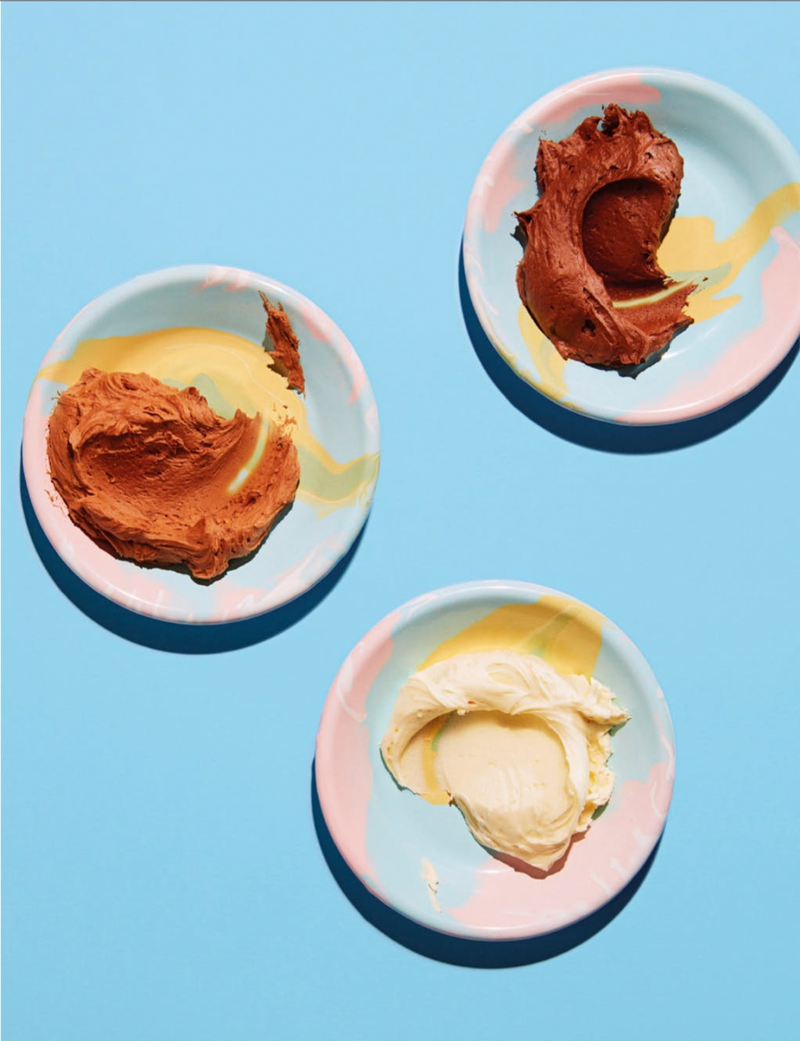 Finch Bakery: Sweet & Simple Homemade Treats And Showstopper Celebration Cakes By Lauren & Rachel Finch