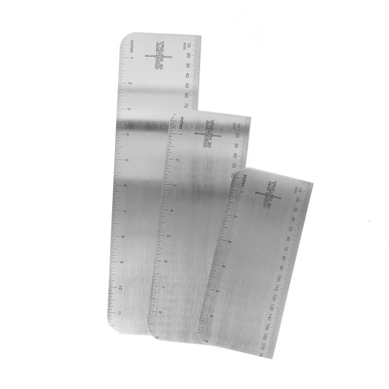 Icing Scraper Metal Medium